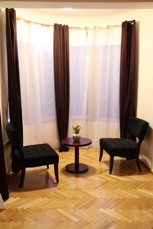 De Paris 4* Tirana