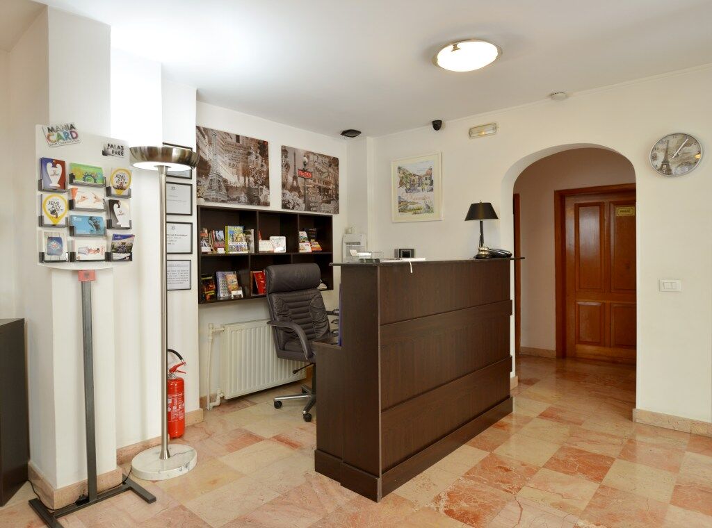Hotel De Paris Tirana